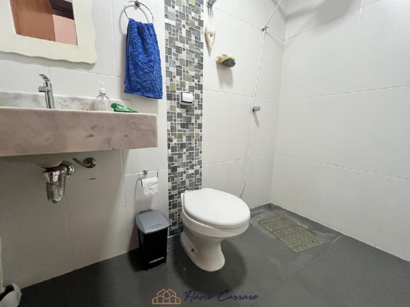 CASA PRÓXIMO AO CENTRO