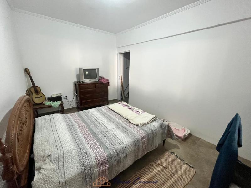 CASA PRÓXIMO AO CENTRO