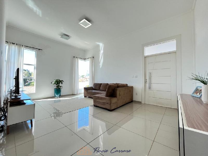 APARTAMENTO PRÓXIMO AO CENTRO
