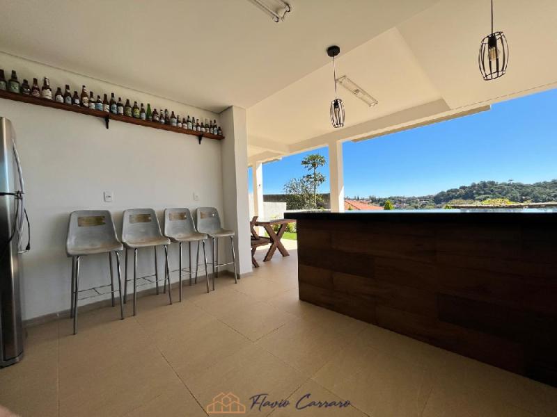 APARTAMENTO PRÓXIMO AO CENTRO