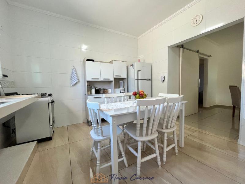 APARTAMENTO PRÓXIMO AO CENTRO