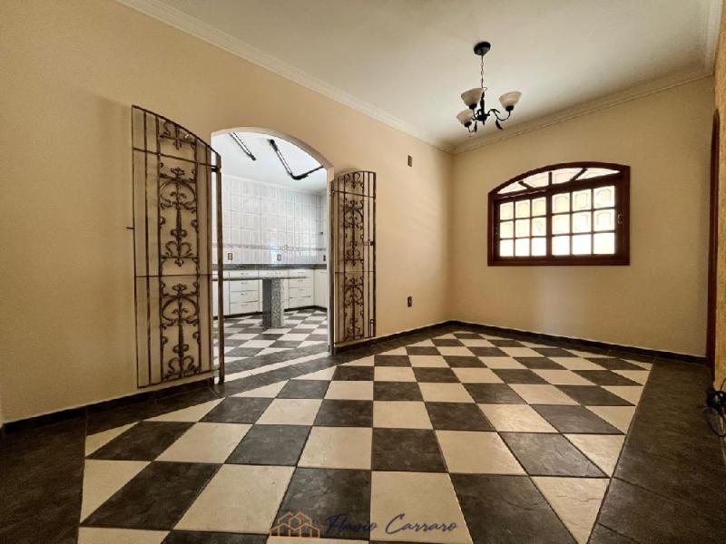 APARTAMENTO PRÓXIMO AO CENTRO