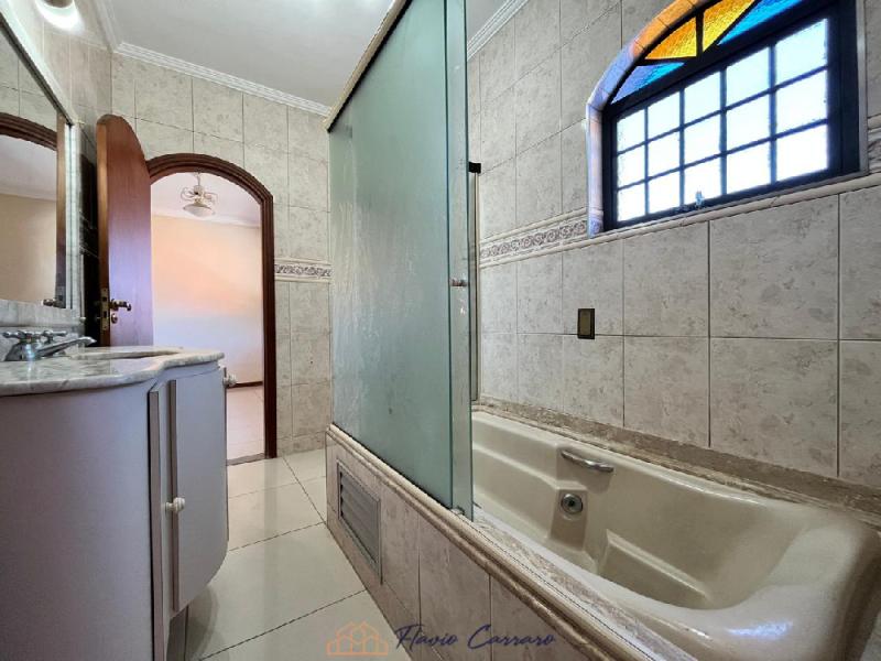 APARTAMENTO PRÓXIMO AO CENTRO
