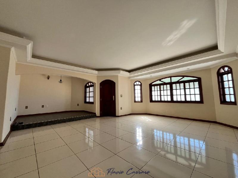 APARTAMENTO PRÓXIMO AO CENTRO