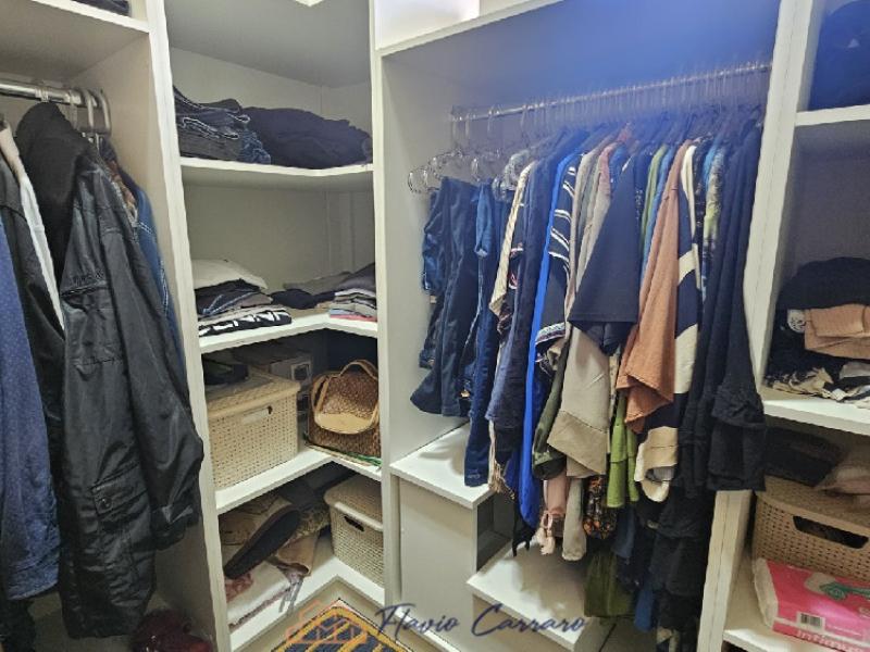 CASA EM CONDOMÍNIO FECHADO 