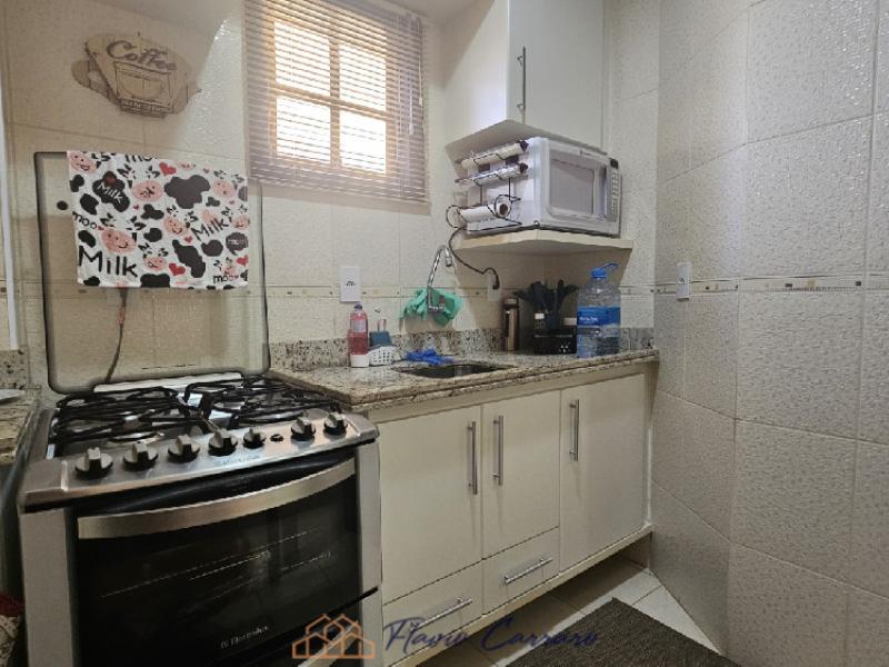 CASA EM CONDOMÍNIO FECHADO 