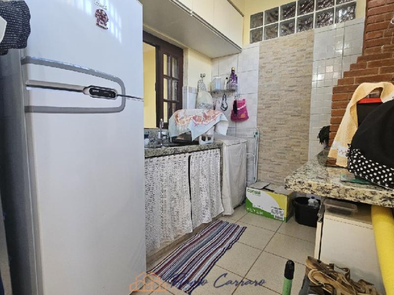 CASA EM CONDOMÍNIO FECHADO 