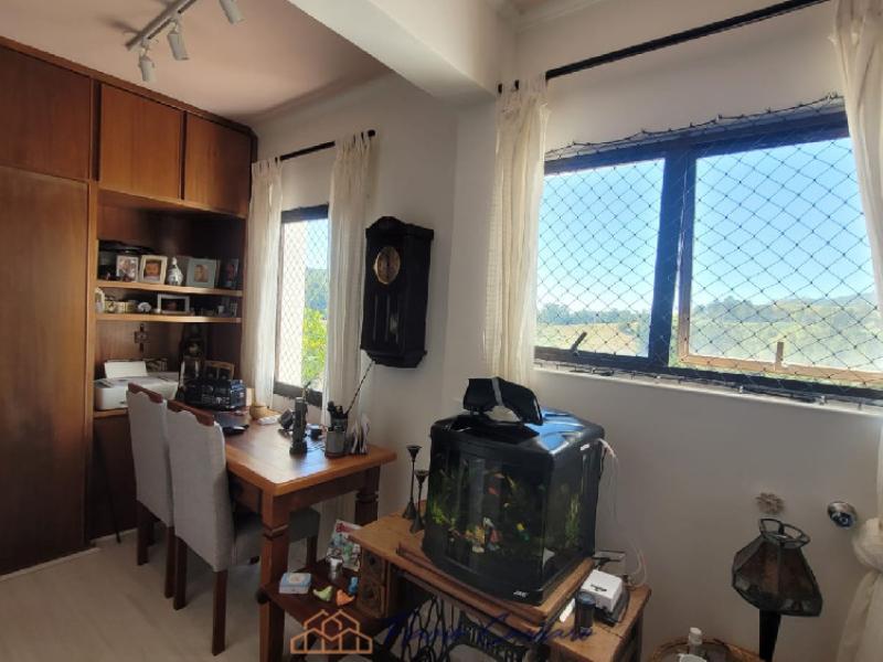 APARTAMENTO PRÓXIMO AO CENTRO