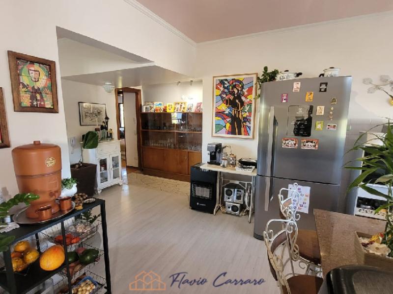 APARTAMENTO PRÓXIMO AO CENTRO