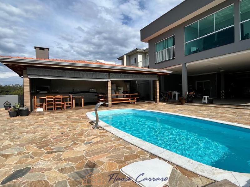 CASA PRÓXIMO AO CENTRO
