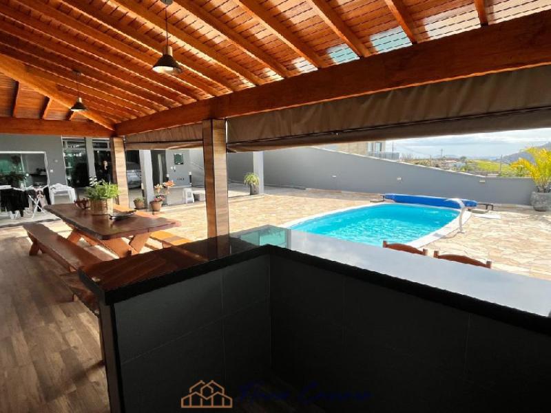 CASA PRÓXIMO AO CENTRO