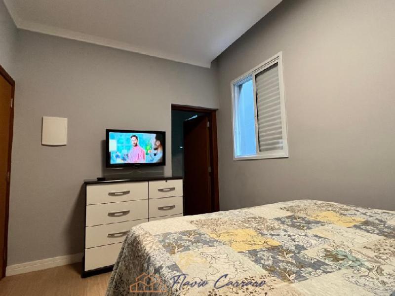 CASA PRÓXIMO AO CENTRO