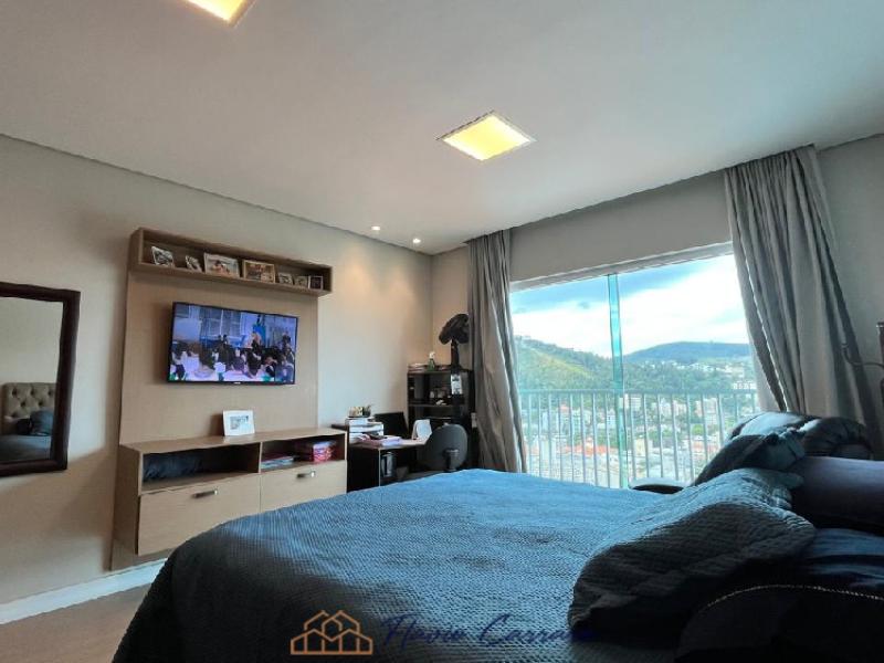 CASA PRÓXIMO AO CENTRO