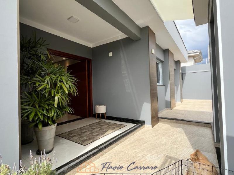 CASA PRÓXIMO AO CENTRO