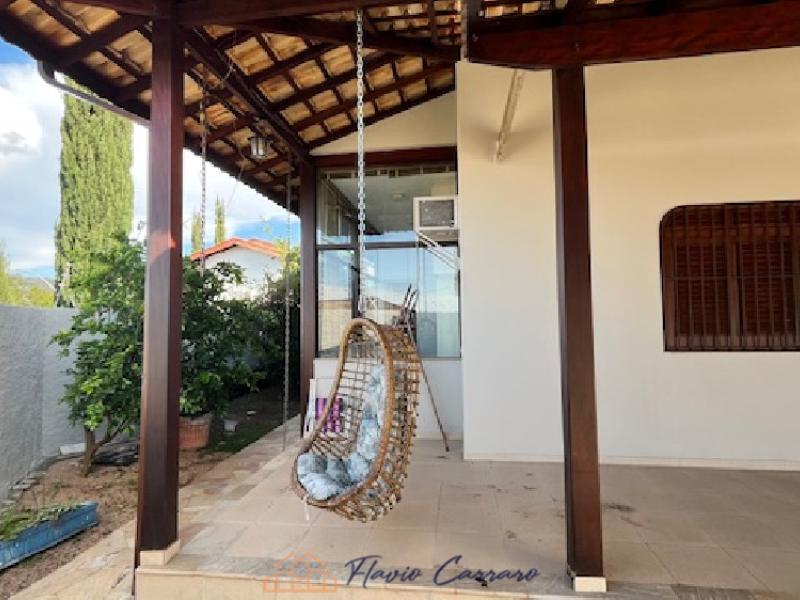 CASA PRÓXIMO AO CENTRO