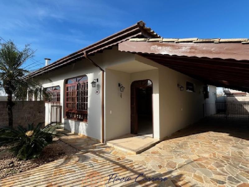 CASA PRÓXIMO AO CENTRO