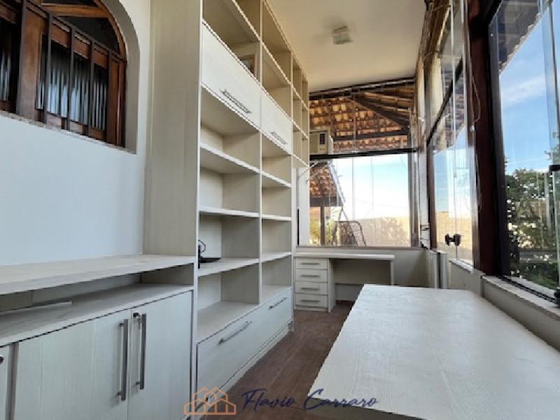 CASA PRÓXIMO AO CENTRO