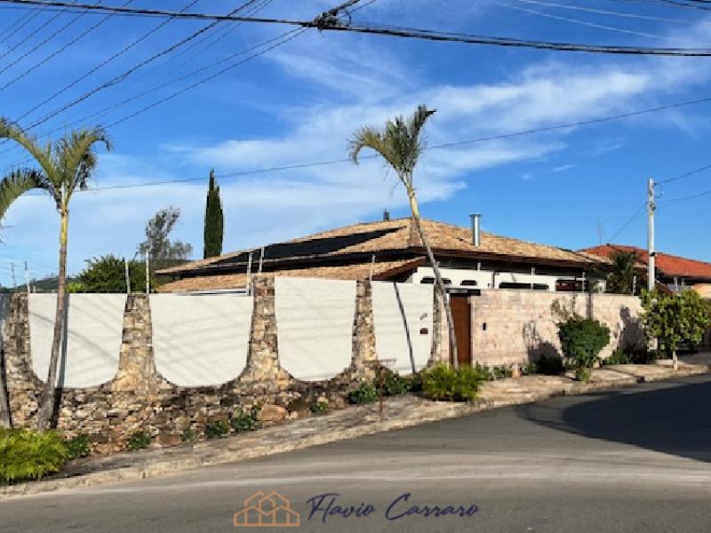CASA PRÓXIMO AO CENTRO
