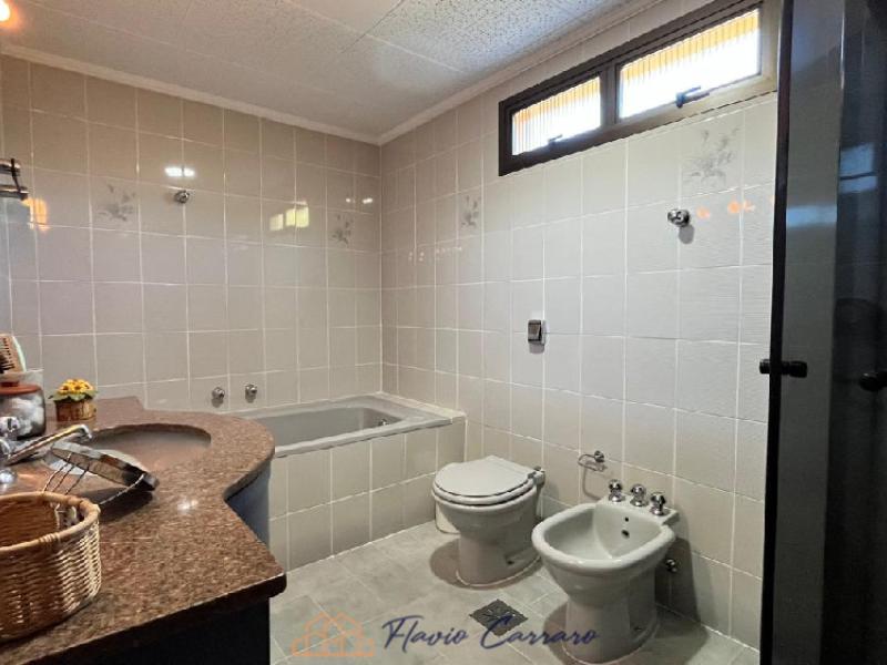 APARTAMENTO PRÓXIMO AO CENTRO