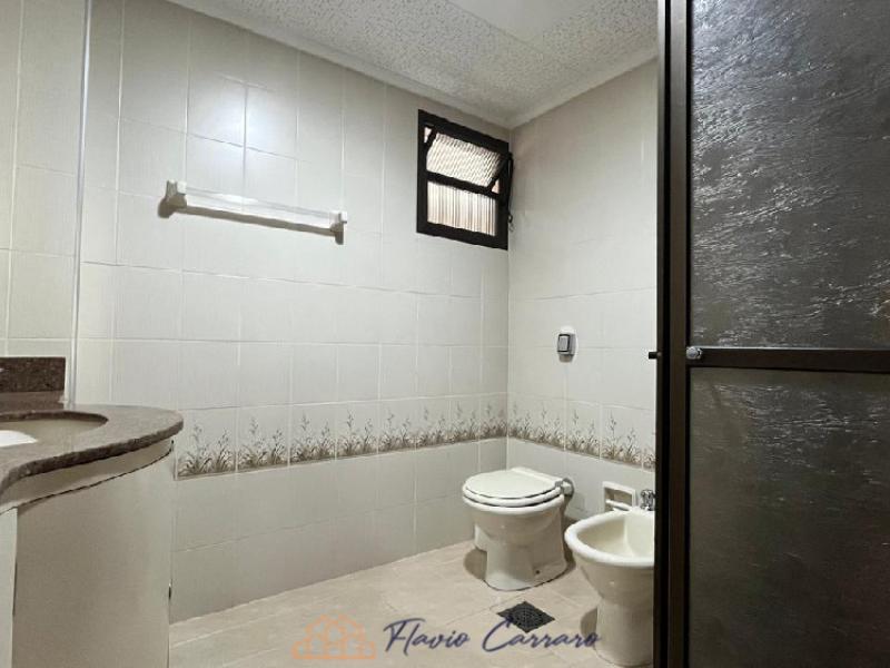 APARTAMENTO PRÓXIMO AO CENTRO