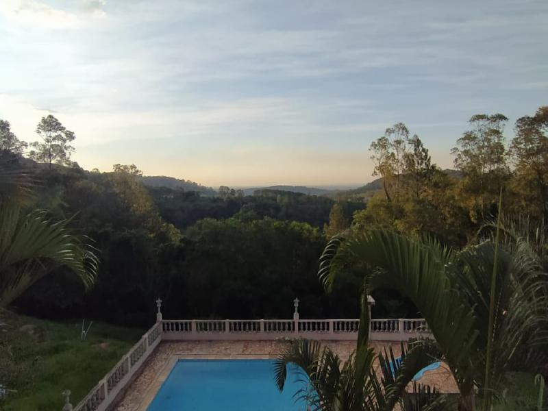 CASA CONDOMINIO FECHACO