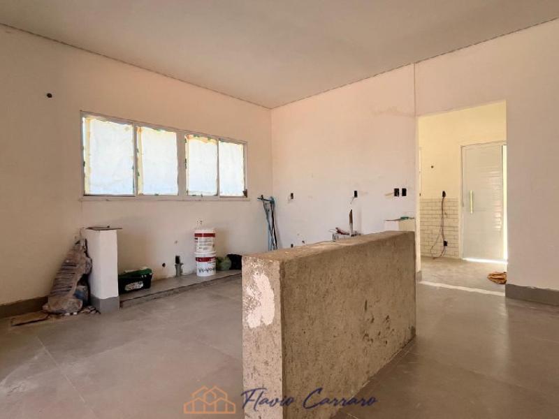 CASA PRÓXIMO AO CENTRO