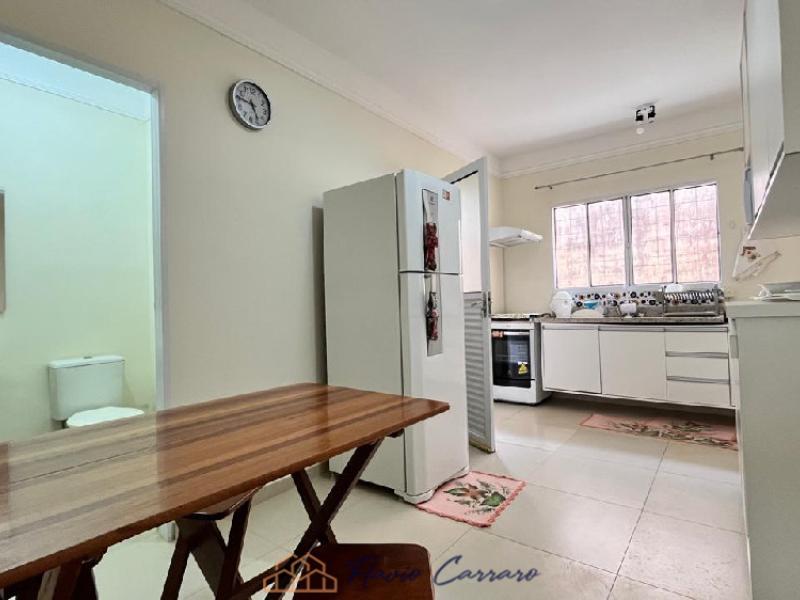 CASA EM COND. FECHADO