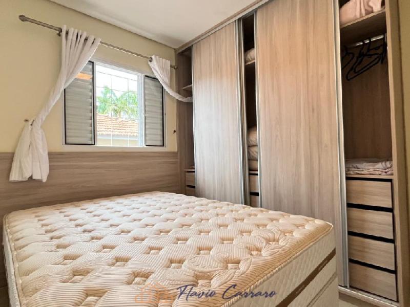 CASA EM COND. FECHADO