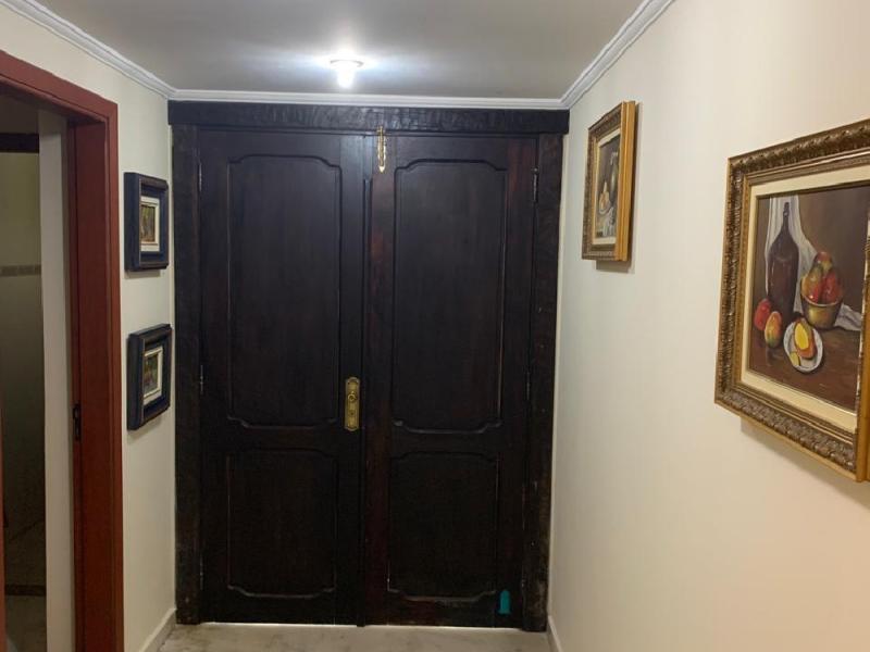 CASA PRÓXIMO AO CENTRO