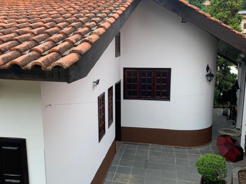 CASA PRÓXIMO AO CENTRO