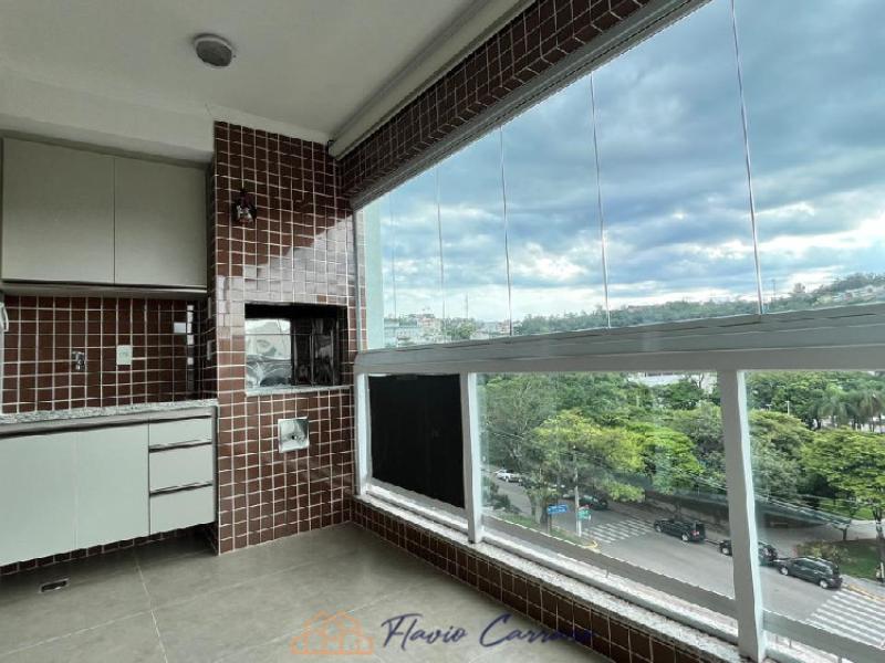 APARTAMENTO PRÓXIMO AO CENTRO