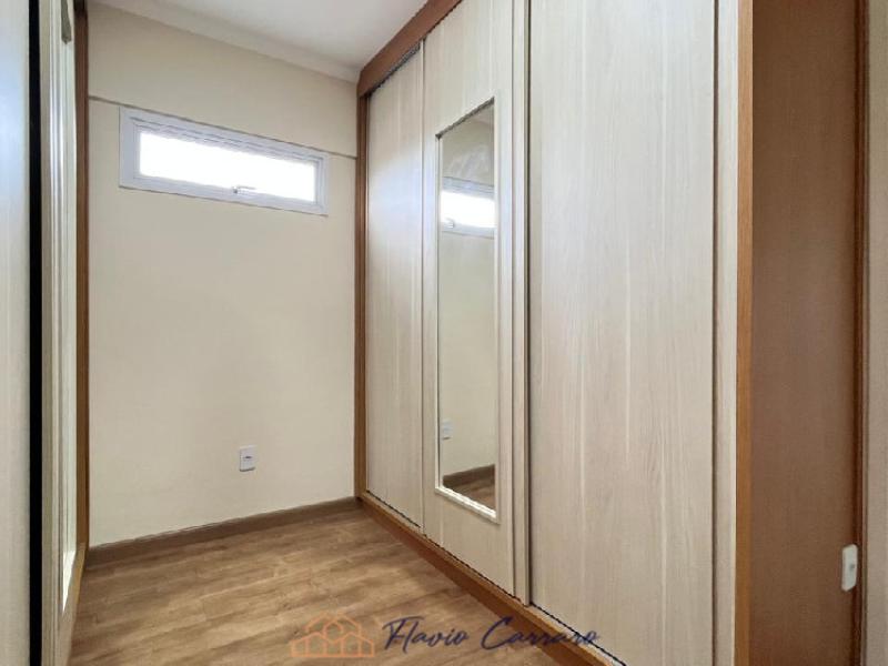 APARTAMENTO PRÓXIMO AO CENTRO