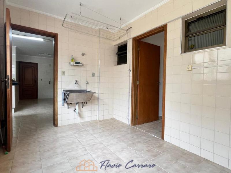 APARTAMENTO PRÓXIMO AO CENTRO