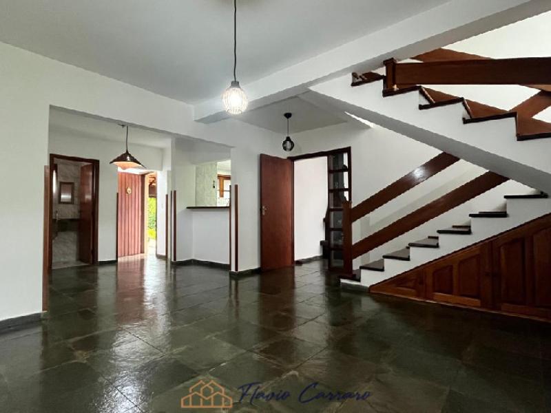 CASA CONDOMINIO FECHACO