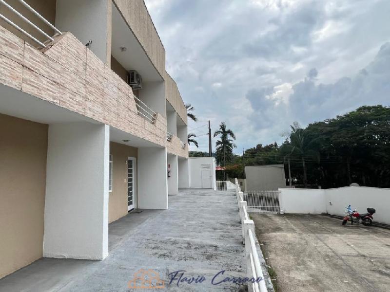 CASA EM LINDÓIA