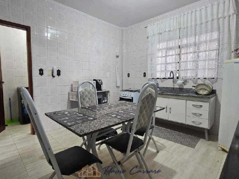 APARTAMENTO PRÓXIMO AO CENTRO