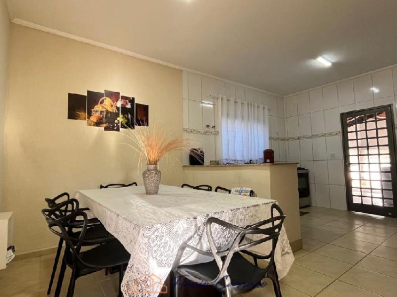 APARTAMENTO PRÓXIMO AO CENTRO