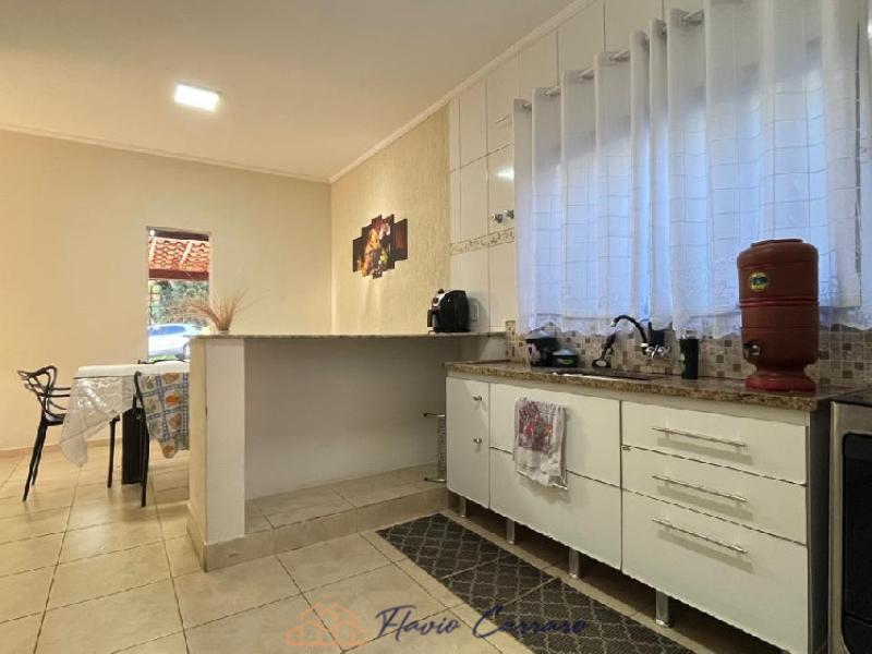 APARTAMENTO PRÓXIMO AO CENTRO